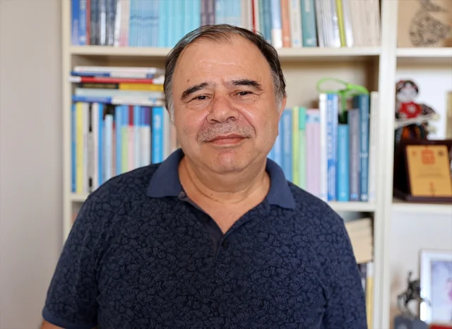 Erken Yaşta Telefon Kullanımı Çocuk Gelişimini Tehlikeye Atı...