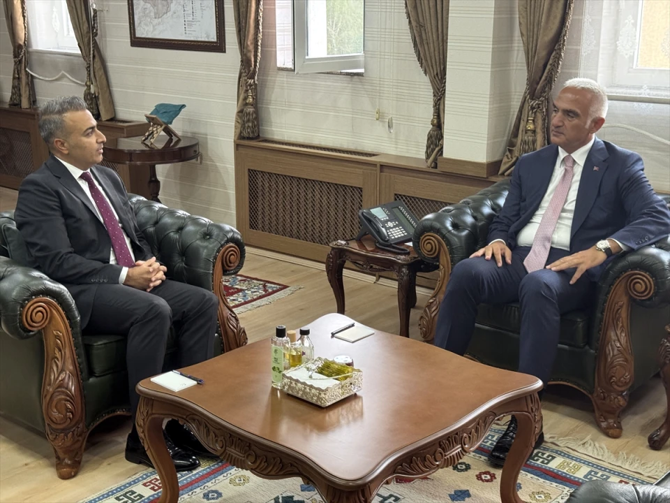 Bakan Ersoy’un Ardahan Ziyareti: Kültürel Miras ve Gelecek Projeler