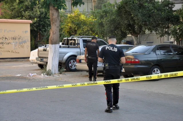 İzmir'de Gençler Arasında Çıkan Tartışma Kanlı Bitti