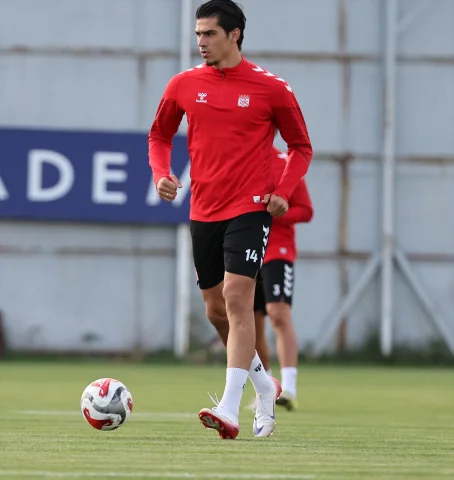 Sivasspor ve Sarıyer Maçı Öncesi Nefes Kesen Hazırlıklar