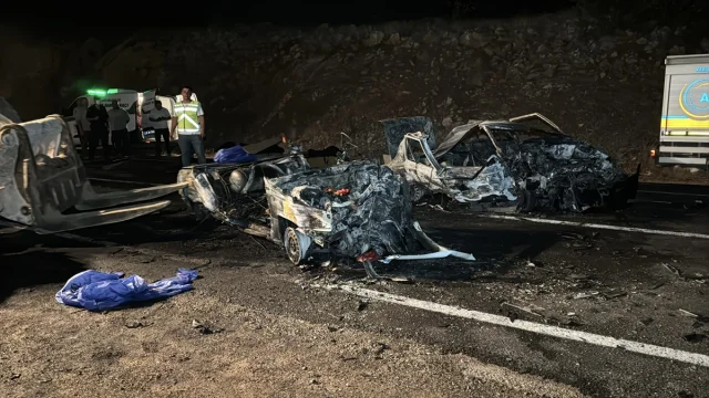 Karabük'te Feci Kaza: 3 Kişi Hayatını Kaybetti, 5 Kişi Yaralandı