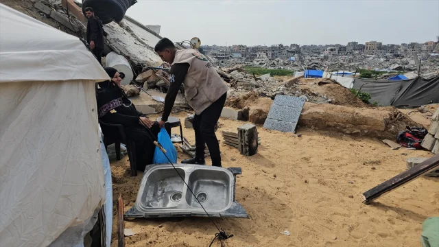 Gazze'de Avrupa Yetim Eli'nden Etkileyici Yardım Hareketi