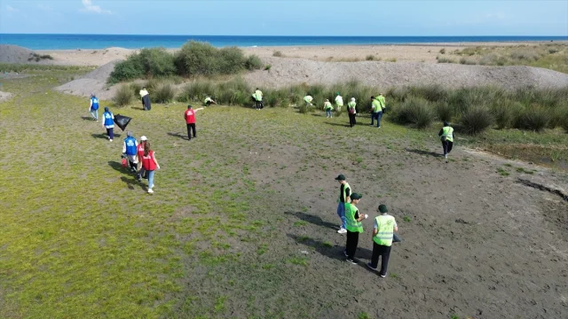 Kızılırmak Deltası'nın Yüzü Yeniden Gülüyor: Gönüllüler 500...