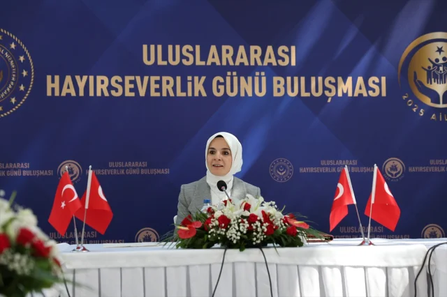 Darülaceze'deki Buluşma: Bakan Göktaş ve Hayırseverlerle Unutulmaz Bir Gün