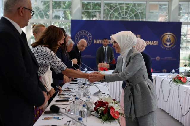 Darülaceze'deki Buluşma: Bakan Göktaş ve Hayırseverlerle Unutulmaz Bir Gün