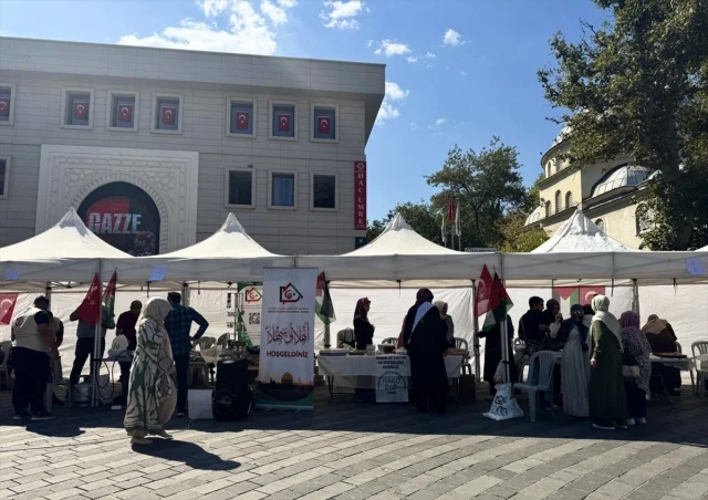 Bursa'da Filistinli Öğrenciler İçin Dayanışma Çarşısı Kuruldu