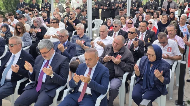 Afyonkarahisar'da Yürekleri Dağlayan Anma Töreni