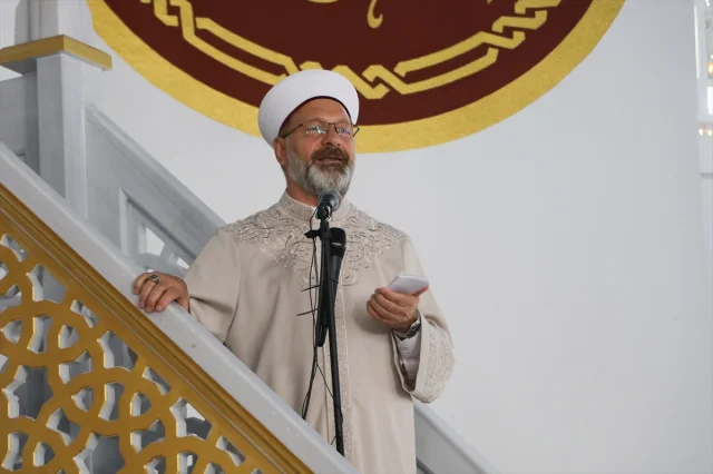 Diyanet İşleri Başkanı Erbaş'ın Eğitime Dair Çarpıcı Açıklamaları