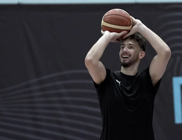 A Milli Basketbol Takımı İsveç Karşısında Zafer Peşinde