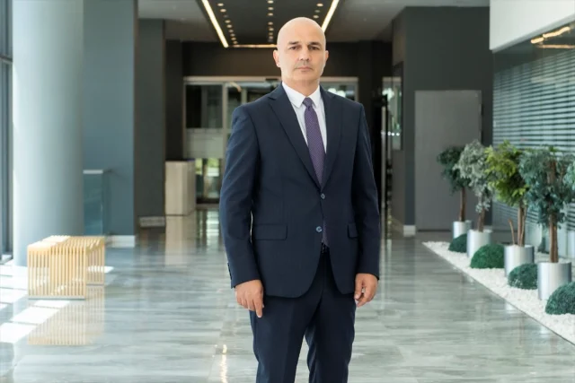 Şişecam'da Yönetim Kadrosu Yenilendi Başar Tırpancı Göreve B...