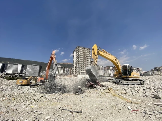 Kahramanmaraş'ta Gözler Yeniden Yapılanmaya Çevrildi