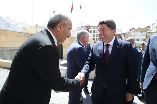 Adalet Bakanı Tunç Hakkari'de Ülkenin Geleceğine Dair Önemli Mesajlar Verdi