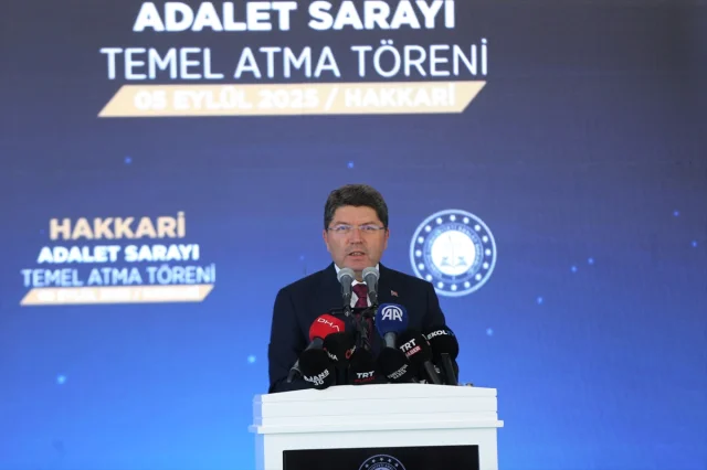 Adalet Bakanı Tunç Hakkari'de Ülkenin Geleceğine Dair Önemli Mesajlar Verdi