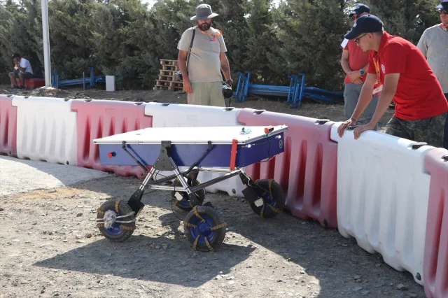 TEKNOFEST'te Heyecan Dolu Anlar: İnsansız Kara Araçları Şovu...