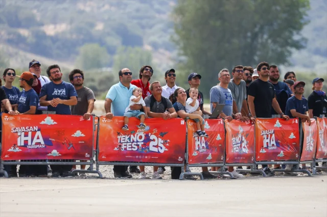 TEKNOFEST'te Büyük Çekişme: Çanakkale'deki Savaşan İHA Yarışması 10. Gününde