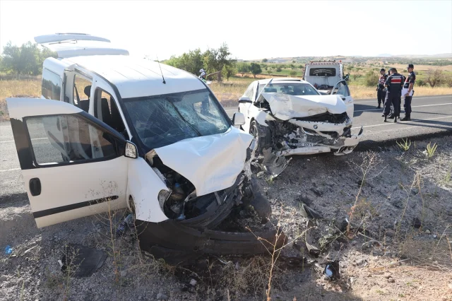 Nevşehir'de Turistik Gezi Felakete Dönüştü: 14 Yaralı