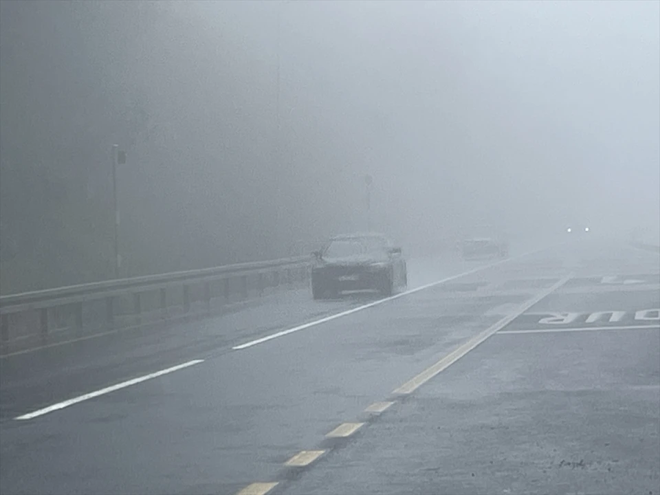 Bolu Dağı'nda Şiddetli Sağanak ve Sis Uyarısı: Sürücüler Dikkat
