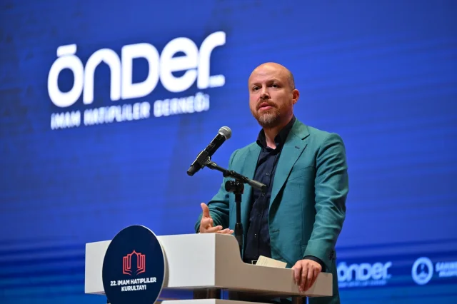 Türkiye'nin İmam Hatip Hikayesi Ne Anlatıyor? Erdoğan Gençlere Seslendi