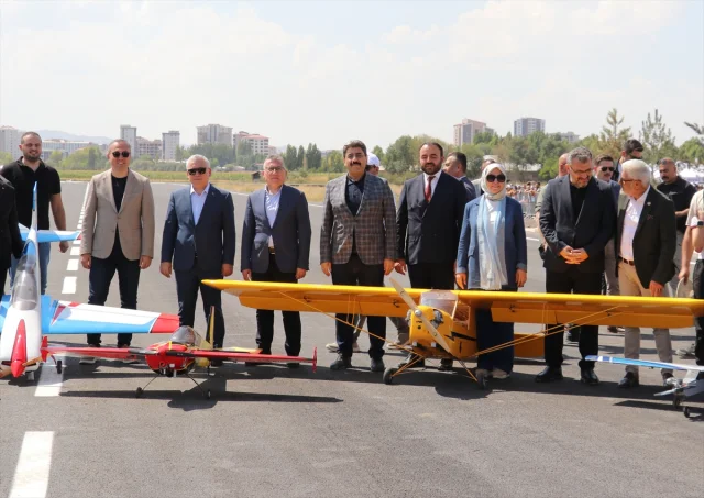 Sivas'ta Havacılık Rüzgarı: Cengiz Topel İHA Pisti Açıldı
