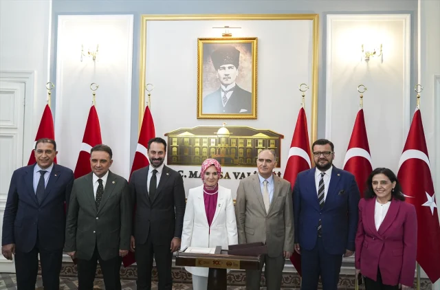Manisa'da Aile Bakanı Göktaş Yoğun Bir Gün Geçirdi
