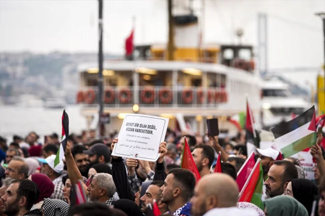 İstanbul'da Filistin İçin Büyük Destek Yürüyüşü