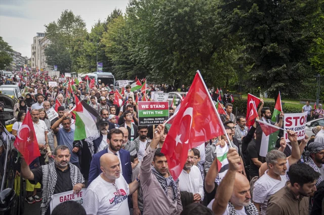 İstanbul'da Filistin İçin Büyük Destek Yürüyüşü