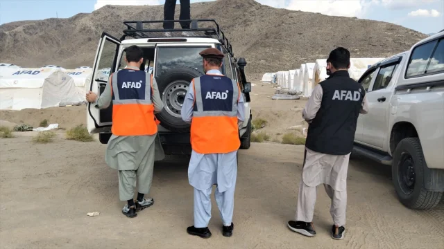Türkiye'nin Dost Eli Afganistan'da: AFAD'dan Depremzedelere Büyük Destek