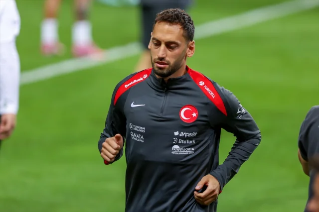 Sürprizlerle Dolu Türkiye-İspanya Maçı: Milli Takım Hazırlıklarını Tamamladı
