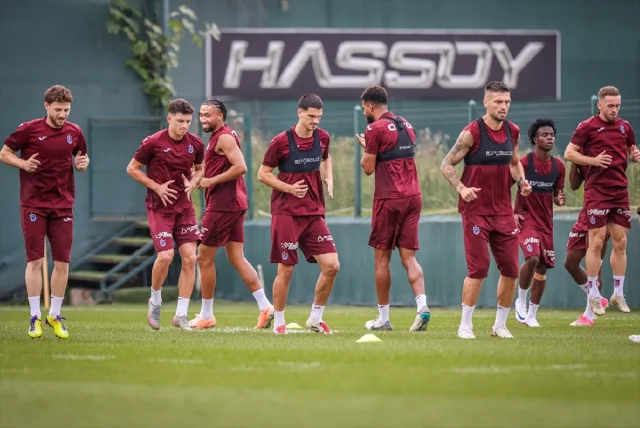 Trabzonspor'un Fenerbahçe Hazırlıkları Sürprizlerle Dolu