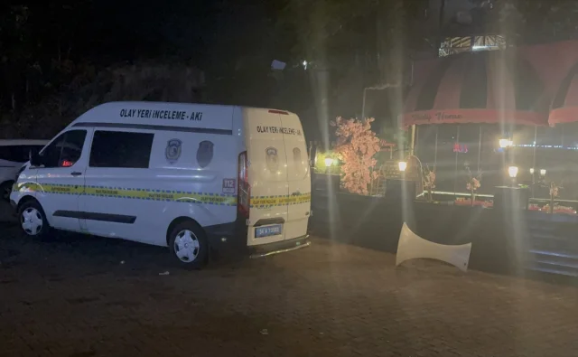 Beylikdüzü'nde Etkinlikte Kan Donduran Anlar: Silahlı Kavga...