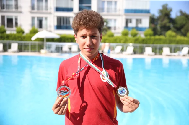 Kuzey Set Yunanistan'da Altın Madalya Peşinde