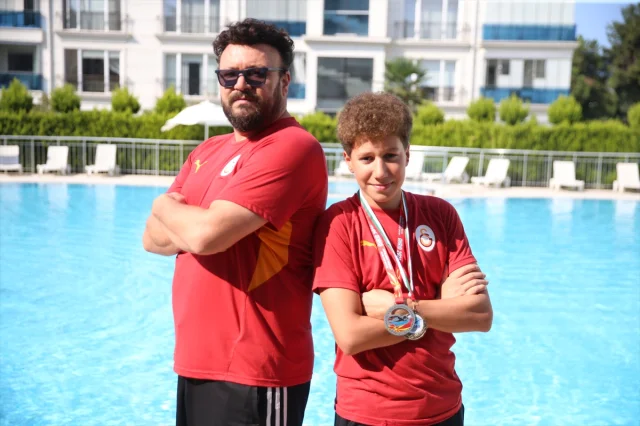 Kuzey Set Yunanistan'da Altın Madalya Peşinde
