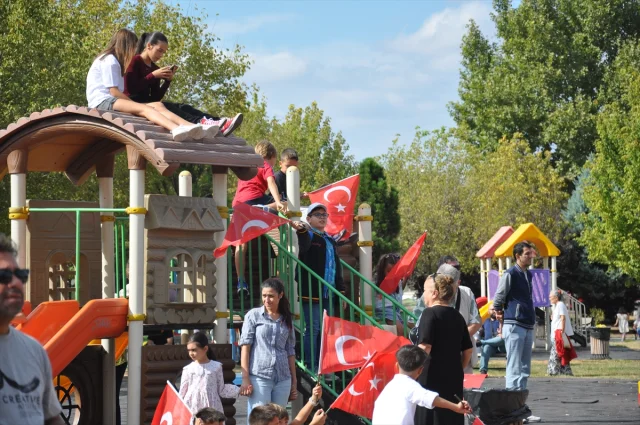 Eskişehir'de Milli Heyecan Zirve Yaptı: Dev Ekranda Müthiş Final Maçı