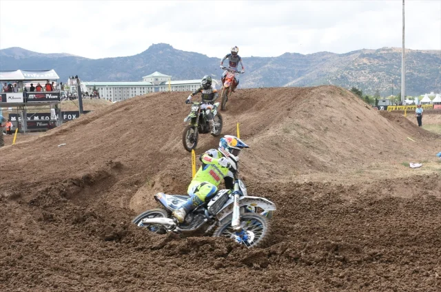 Motokros Tutkunları Afyonkarahisar'da Buluştu Alman Simon La...