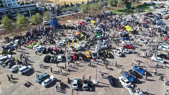 Diyarbakır'da Modifiye Araçların Renkli Dünyası: Tuning Fest 2025'e Yoğun İlgi