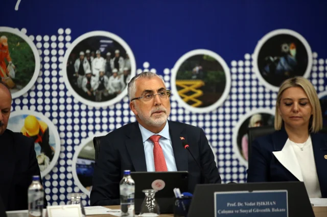 Bakan Işıkhan Kastamonu'da Umudu Yeşerten Açıklamalar Yaptı