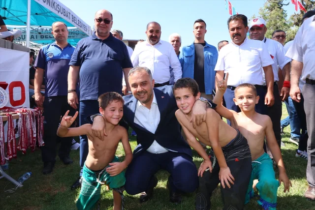 Kahramanmaraş'taki Heyecanlı Güreş Festivali İzleyicileri Büyüledi