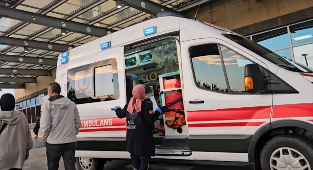 Çorum'daki Zincirleme Kazalarda 17 Kişi Yaralandı