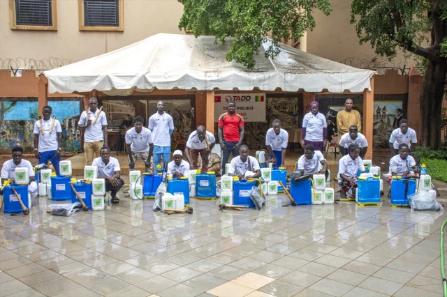 Afrika'da Tarımsal Dönüşüm Adımı: Mali ve Uganda'da Çiftçilere Eğitim