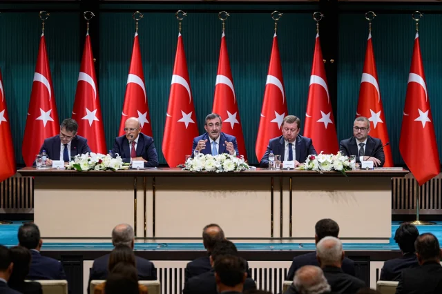 Cevdet Yılmaz'dan Ekonomik Başarı Vurgusu: Türkiye Yüzyılına Giden Yol