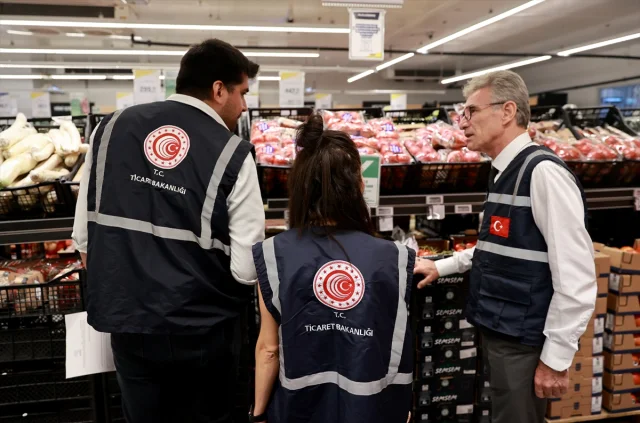 Mersin'deki Marketlerde Sıkı Denetim: Ticaret Bakanlığı Ekipleri İş Başında