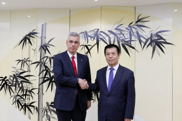 Türkiye ve Çin: Sağlık Alanında Dev İşbirliği Adımları