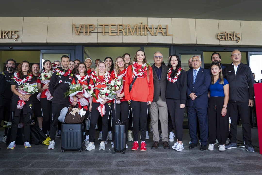 Yürekten Gelen Zafer: A Milli Kadın Voleybol Takımı Dünya İkincisi