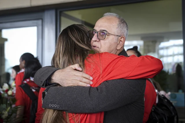 Yürekten Gelen Zafer: A Milli Kadın Voleybol Takımı Dünya İkincisi