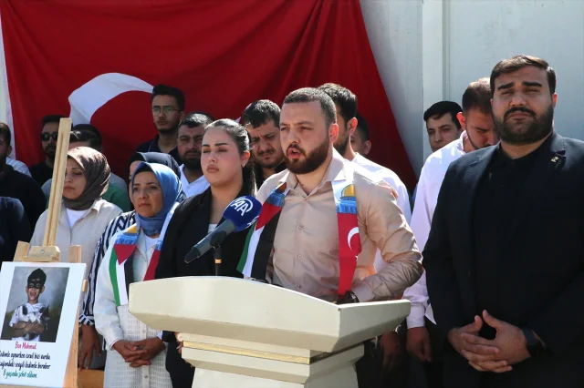 Türkiye'de 'Boş Sıralar' Protestosu Gazzeli Çocuklar İçin Se...