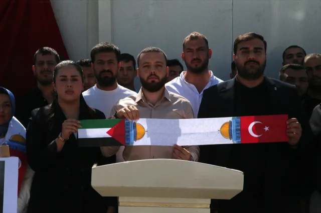Türkiye'de 'Boş Sıralar' Protestosu Gazzeli Çocuklar İçin Ses Getiriyor