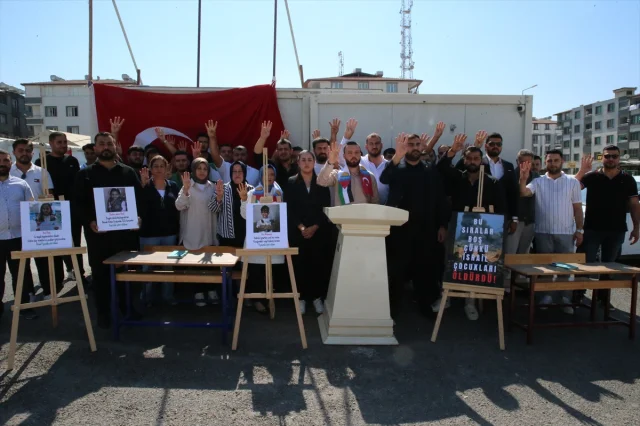 Türkiye'de 'Boş Sıralar' Protestosu Gazzeli Çocuklar İçin Ses Getiriyor