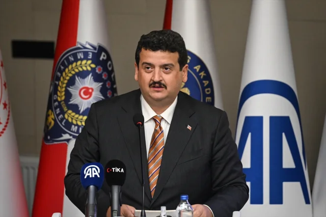 Anadolu Ajansı Gazetecilere Hayatta Kalma Stratejilerini Öğretiyor