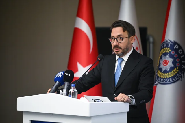 Anadolu Ajansı Gazetecilere Hayatta Kalma Stratejilerini Öğretiyor