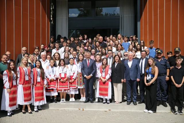 Balkandan Gelen Gençler Edirne'de Buluşuyor: Dostluk İçin Ad...